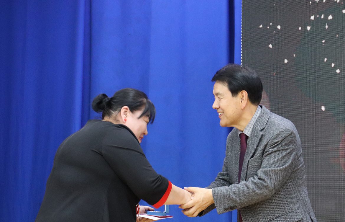 Монголын багш нарын 57 дахь баярын өдөр